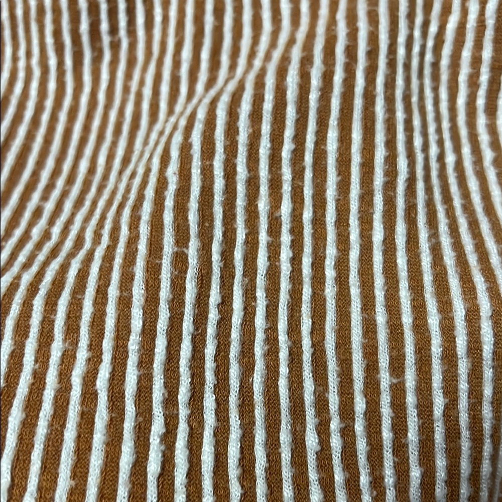 Striped Button-Up Top - Picture 4 of 6